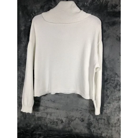 Warm And Cozy Lifestyle Sweater Woman's Adult Medium - Picture 7 of 15